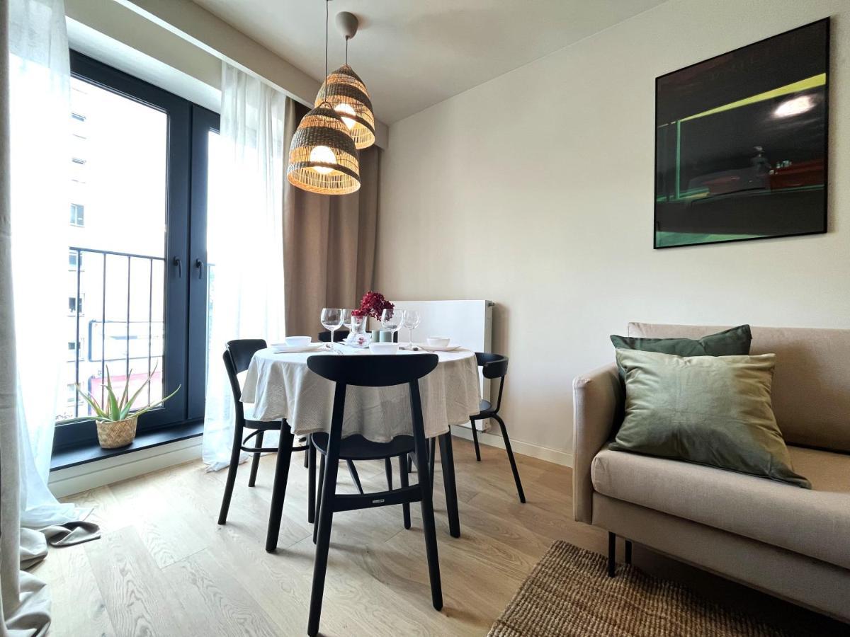 Wyszynskiego Apartment - Self Check-In 20H - Parking &Lift Wrocław Eksteriør billede