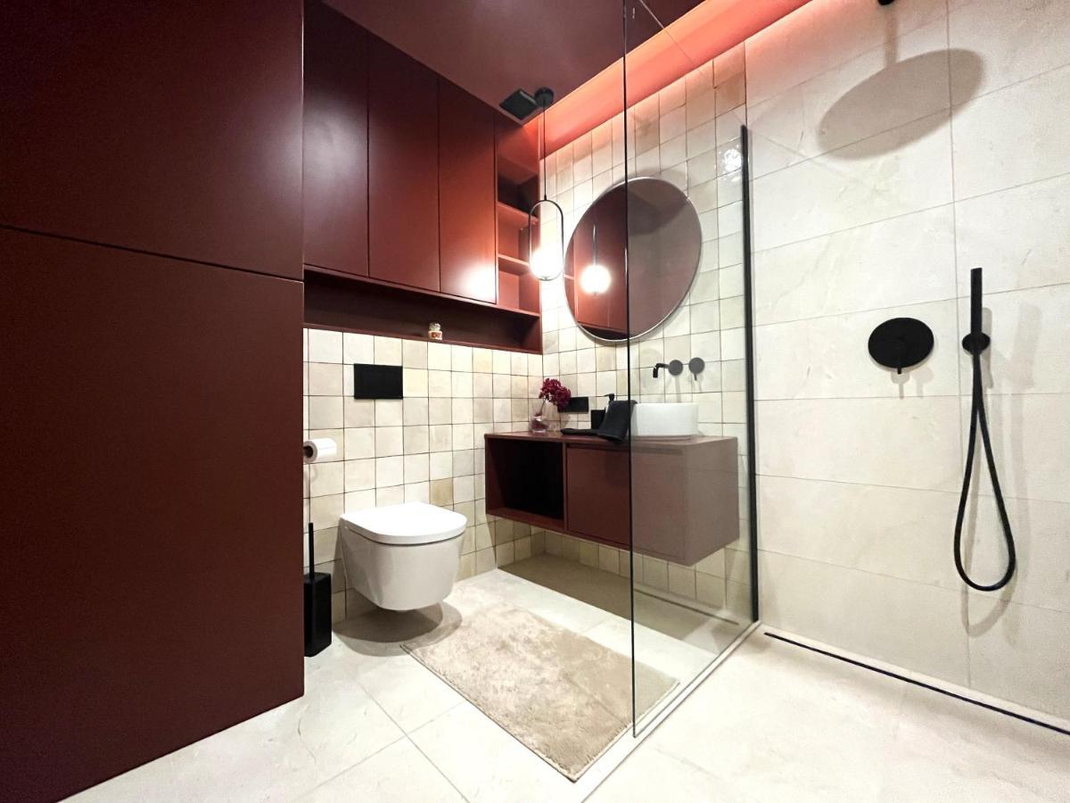 Wyszynskiego Apartment - Self Check-In 20H - Parking &Lift Wrocław Eksteriør billede