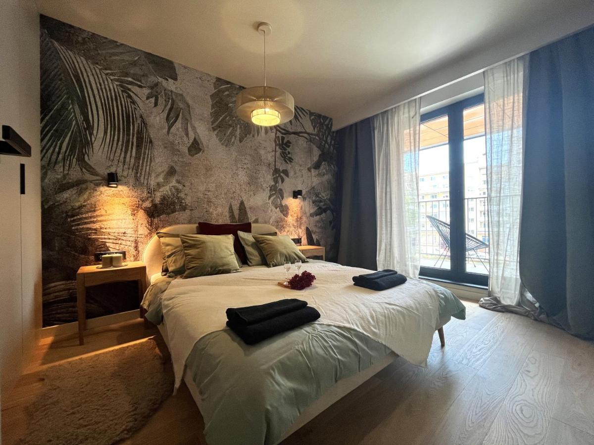 Wyszynskiego Apartment - Self Check-In 20H - Parking &Lift Wrocław Eksteriør billede